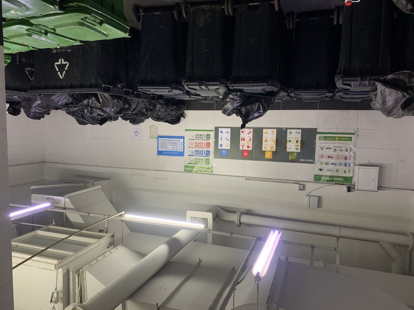 生活垃圾密闭车